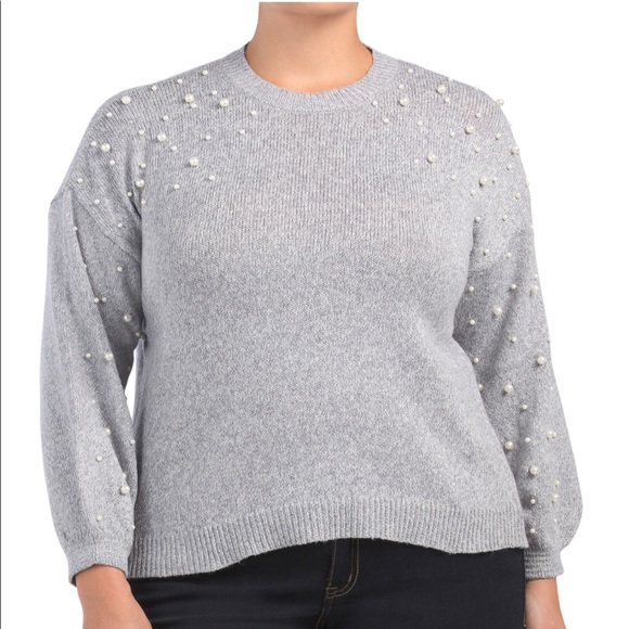 Beautiful sweater - Picture 1 of 5